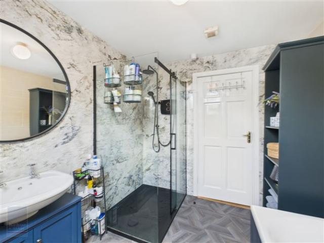 Detached House for sale in Loch Garman, North Tipperary