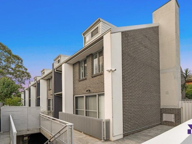 Townhouse for sale in Sydney, New South Wales