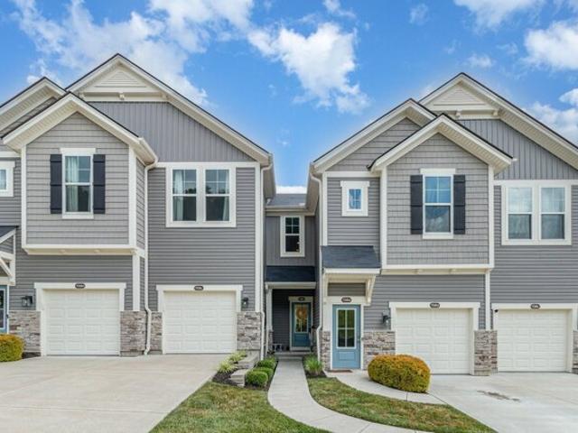 Condo for sale in Alexandria