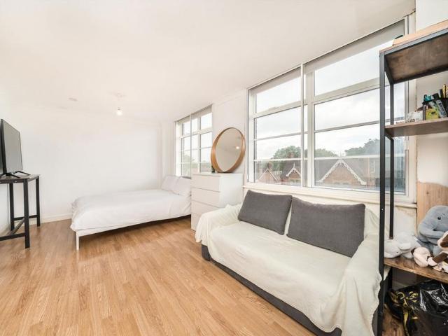 Apartment for rent in Streatham, Isle Of Man