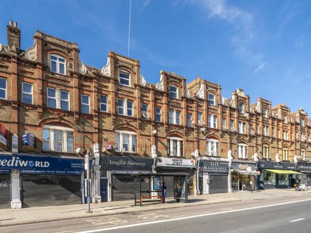 Apartment for rent in London Borough of Lambeth, Greater London