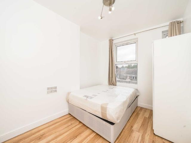 Apartment for rent in London Borough of Lambeth, Greater London