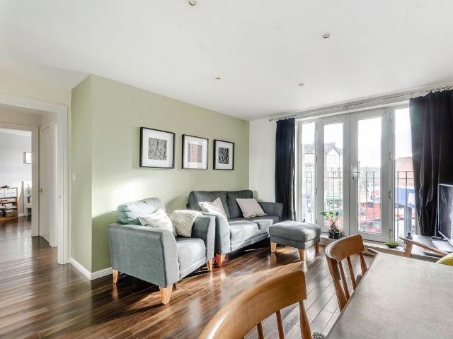 Apartment for rent in Streatham, Greater London