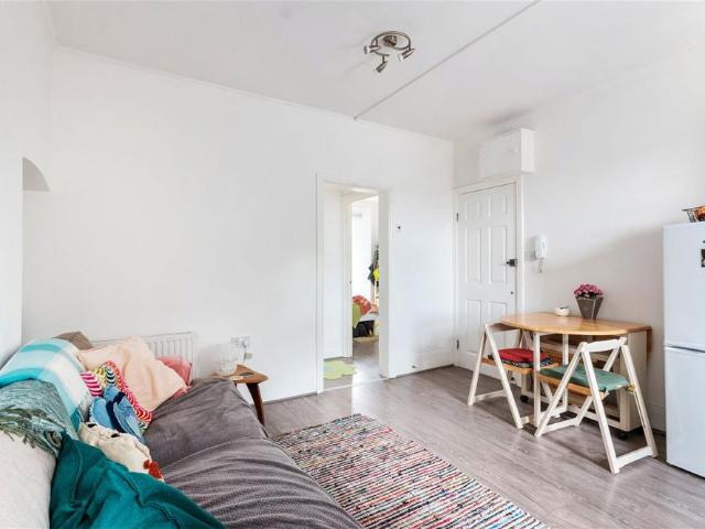 Apartment for rent in Streatham, Greater London