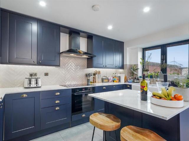Apartment for rent in Streatham Hill, Greater London