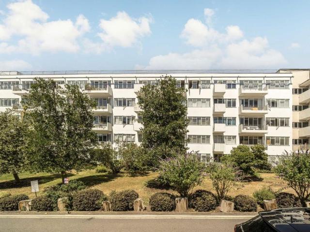 Apartment for rent in Streatham Hill, Greater London