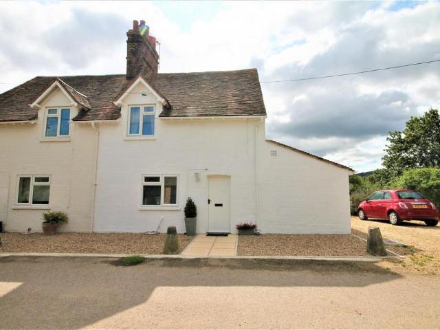 House for rent in Streatley, West Berkshire