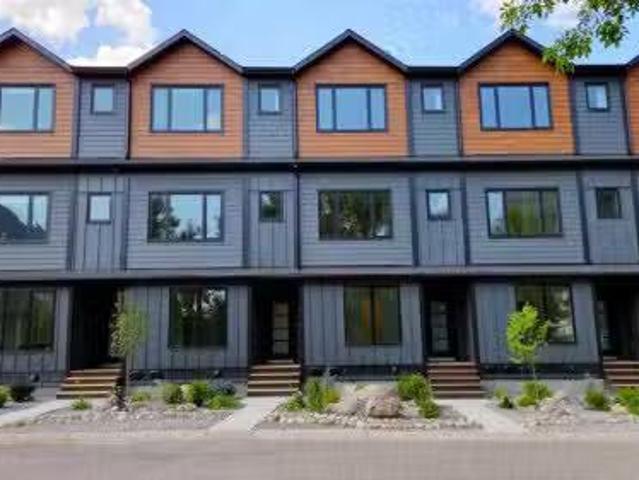 Condo for sale in Blairmore, Alberta
