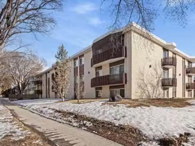 Condo for sale in Wedgewood, Alberta