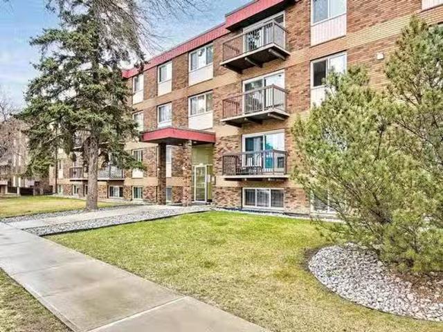 Condo for sale in Wedgewood, Alberta