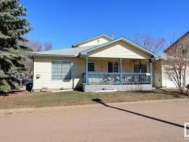 Condo for sale in Wedgewood, Alberta