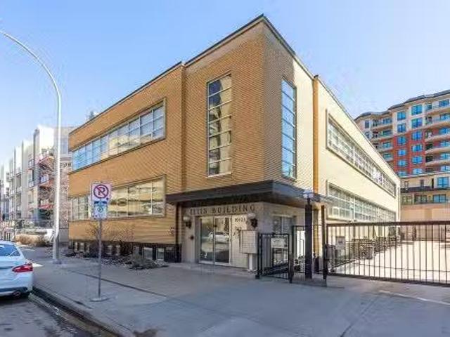 Condo for sale in Wedgewood, Alberta
