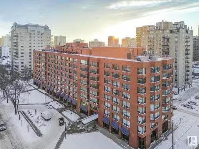 Condo for sale in Wedgewood, Alberta
