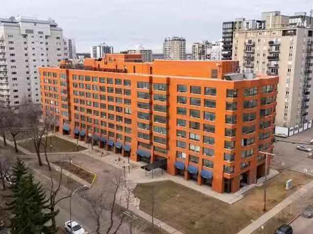Condo for sale in Wîhkwêntôwin, Edmonton