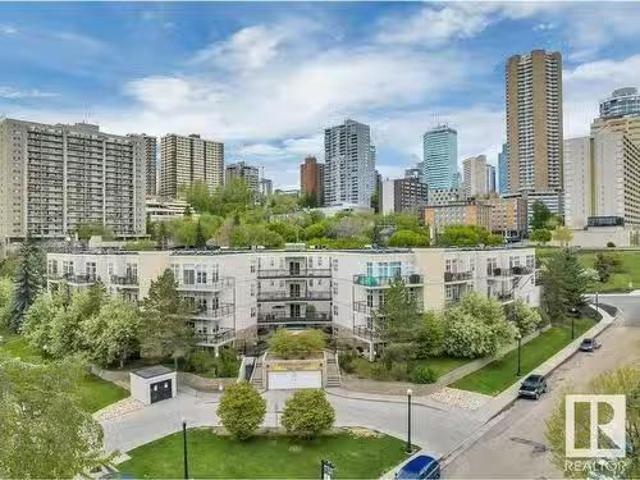 Condo for sale in Wedgewood, Alberta