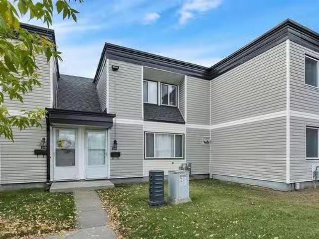 Condo for sale in Wedgewood, Alberta