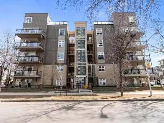 Condo for sale in Wedgewood, Alberta
