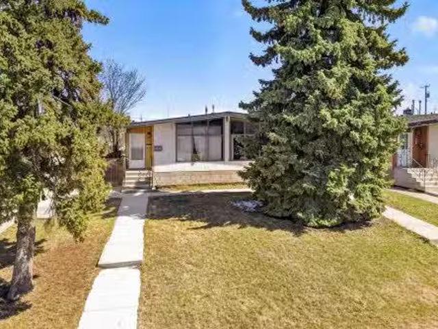 House for sale in Wedgewood, Alberta