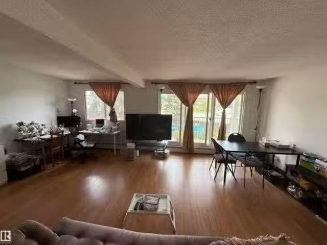 Condo for sale in Wedgewood, Alberta
