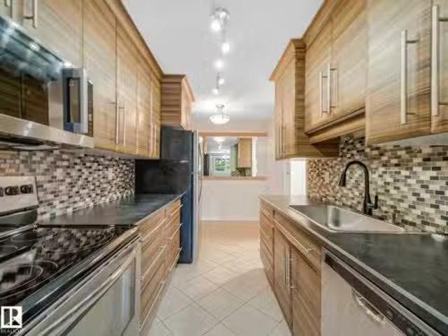 Condo for sale in Wedgewood, Alberta