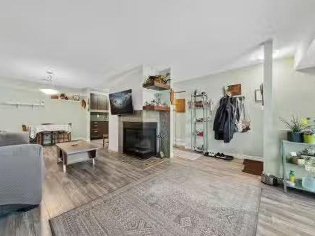 House for sale in Wedgewood, Alberta