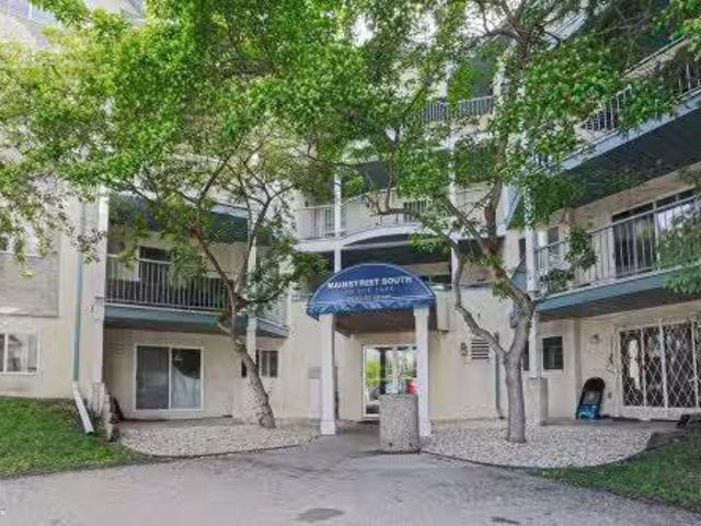 Condo for sale in Wedgewood, Alberta