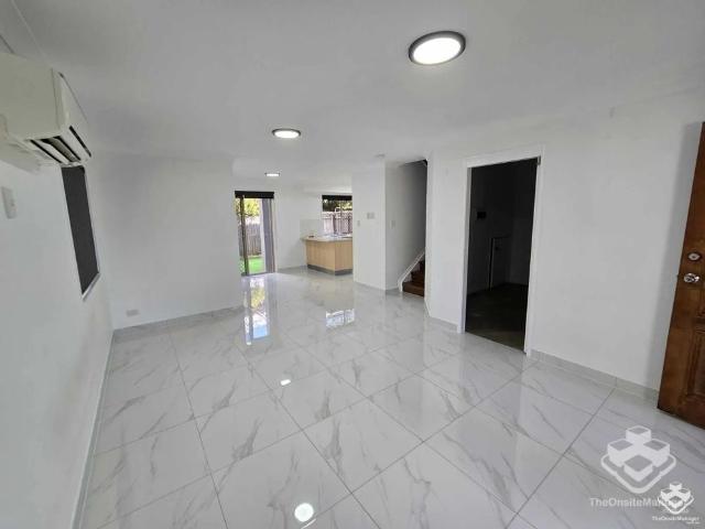 Townhouse for rent in Toombul, Queensland