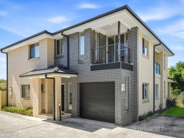 Townhouse for sale in Rooty Hill, Sydney