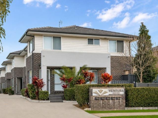 Townhouse for sale in Sydney, New South Wales