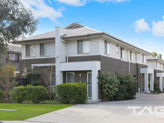 Townhouse for sale in Sydney, New South Wales