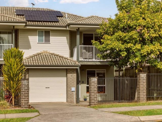 Townhouse for sale in Toombul, Queensland