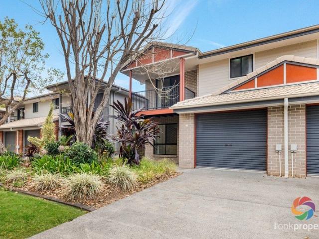 Townhouse for sale in Toombul, Queensland