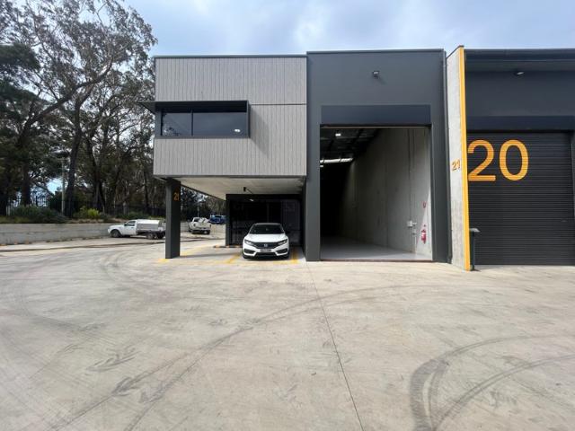 Warehouse for sale in Aylmerton, New South Wales