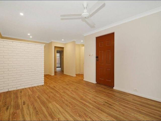 Townhouse for rent in Stirling, Western Australia