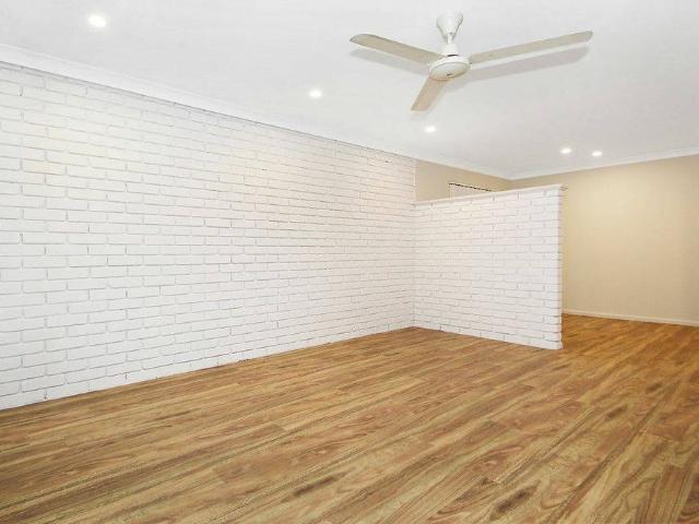 Townhouse for rent in Stirling, Western Australia