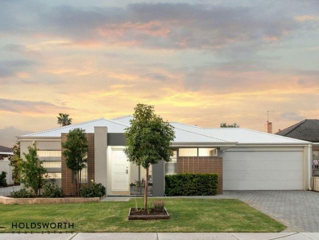 Villa for sale in Yokine, City of Stirling