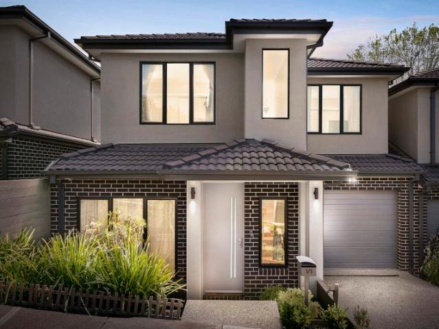 Townhouse for sale in Broadmeadows, Melbourne