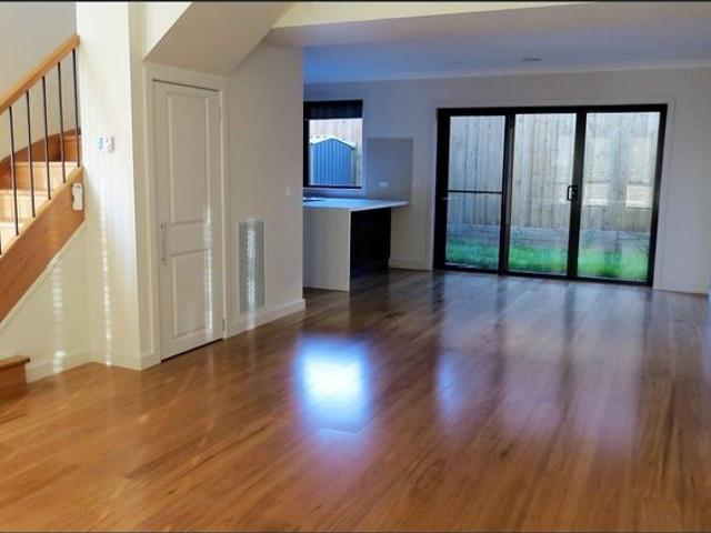 Townhouse for rent in Camerons Creek, Victoria