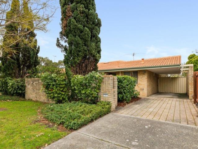 Villa for sale in Willagee, Western Australia