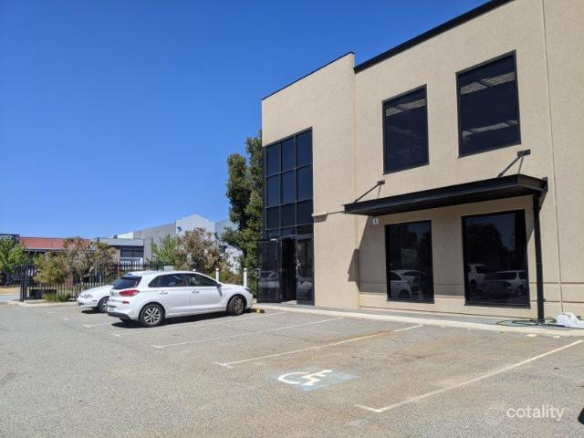 Warehouse for rent in Malaga, Western Australia