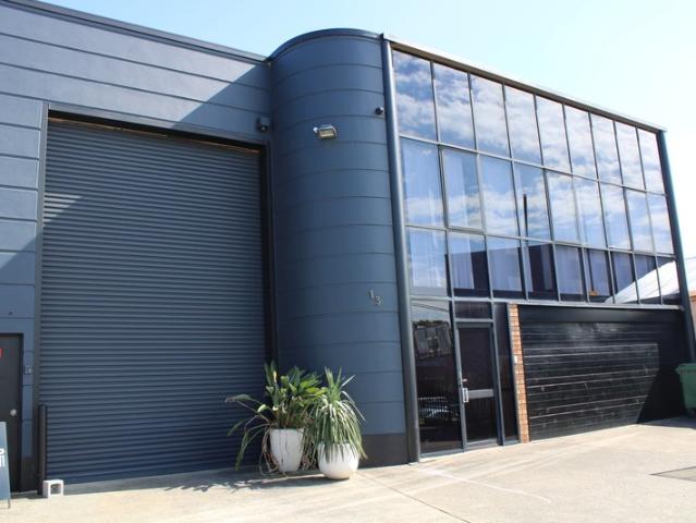 Warehouse for rent in Sutherland, New South Wales
