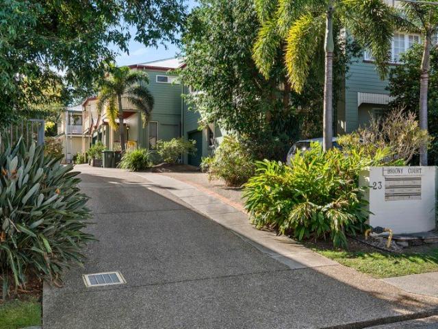 Townhouse for sale in Toombul, Queensland