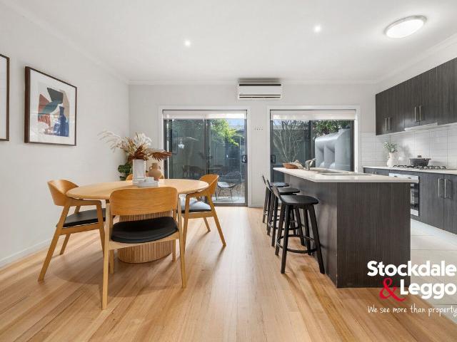 Townhouse for sale in Camerons Creek, Victoria