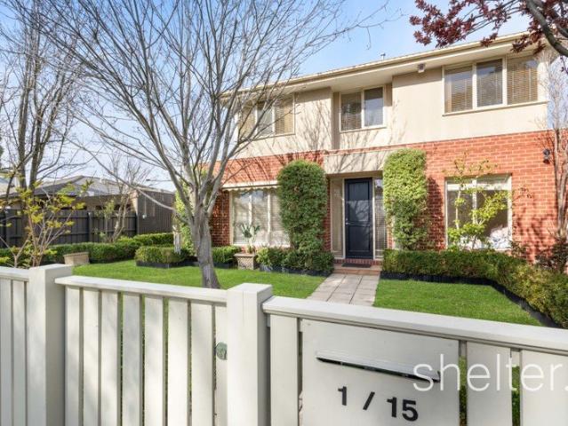 Townhouse for sale in Ashburton, Melbourne