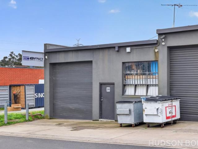 Warehouse for rent in Ringwood, Melbourne