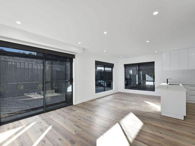 Townhouse for rent in Camerons Creek, Victoria