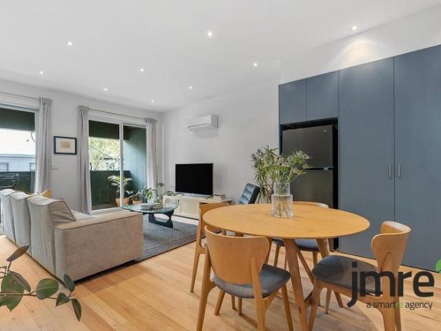 Townhouse for sale in North Melbourne, Melbourne