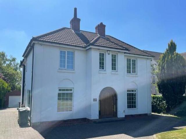 House for rent in Park Villas, Leeds