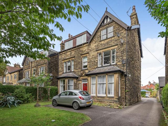 House for rent in Roundhay, West Yorkshire