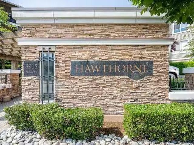 House for sale in Walnut Grove, British Columbia
